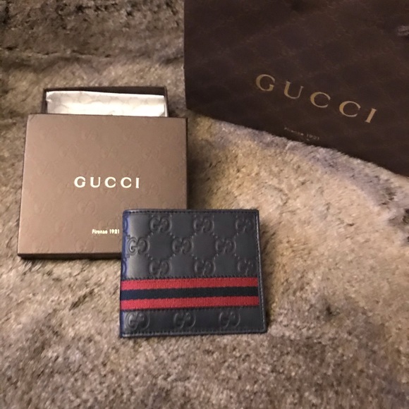 Brand New ‼️Gucci Gift Set‼️ - Picture 3 of 8